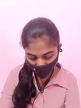 Tamil Hot RoyalQueen online show from July 7, 2026, 5:43 am