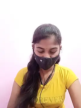 Snapshot of Tamil_Hot_RoyalQueen chatting on May 31, 2026, 3:29 pm Tamil Hot RoyalQueen online show from May 31, 2026, 3:29 pm
