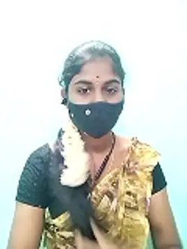 Snapshot of Tamil_Hot_RoyalQueen chatting on May 30, 2026, 4:01 pm Tamil Hot RoyalQueen online show from May 30, 2026, 4:01 pm