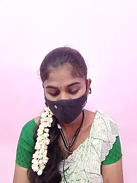 Tamil Hot RoyalQueen online show from June 26, 2026, 4:02 pm