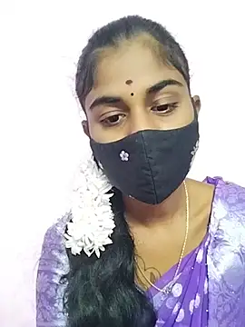 Snapshot of Tamil_Hot_RoyalQueen chatting on April 25, 2026, 4:15 pm Tamil Hot RoyalQueen online show from April 25, 2026, 4:15 pm