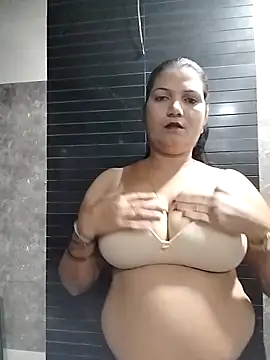 Loveina horny online show from February 11, 2026, 7:19 am