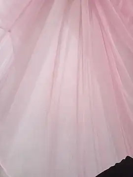 Snapshot of Phoebe-e chatting on February 13, 2026, 12:32 am Phoebe-e online show from February 13, 2026, 12:32 am