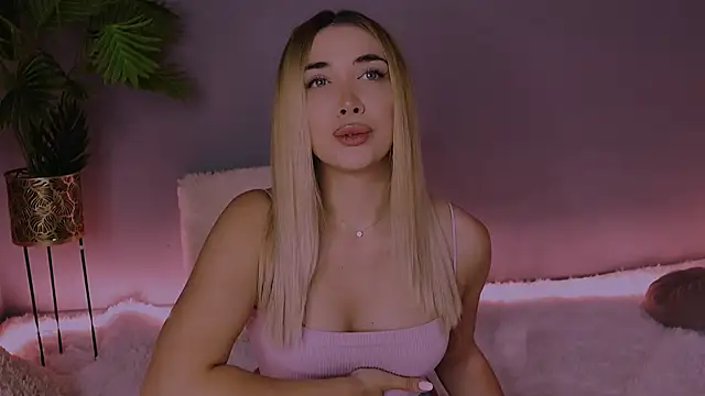 moniquess online show from January 12, 2026, 10:11 am