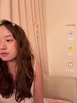wenwenyaa online show from June 20, 2026, 2:22 pm