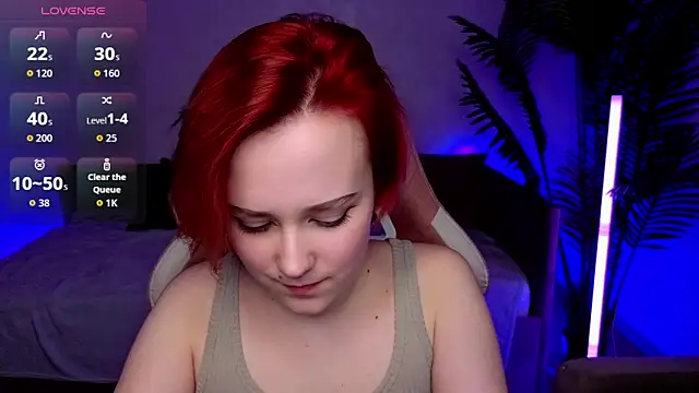 Ellie Heavenly online show from April 2, 2026, 8:32 am