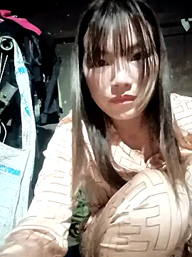 natra0033 online show from February 27, 2026, 11:04 pm