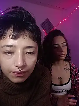 AlexxaAndRileyy online show from July 16, 2026, 10:40 pm