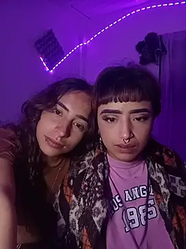 AlexxaAndRileyy online show from June 5, 2026, 5:34 am