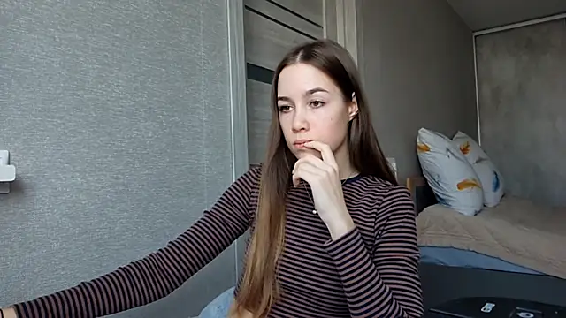 Snapshot of SherrylMaler chatting on January 14, 2026, 4:16 am SherrylMaler online show from January 14, 2026, 4:16 am