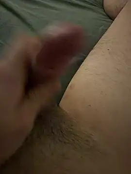 Snapshot of clement_chaud chatting on January 18, 2026, 6:00 pm clement chaud online show from January 18, 2026, 6:00 pm