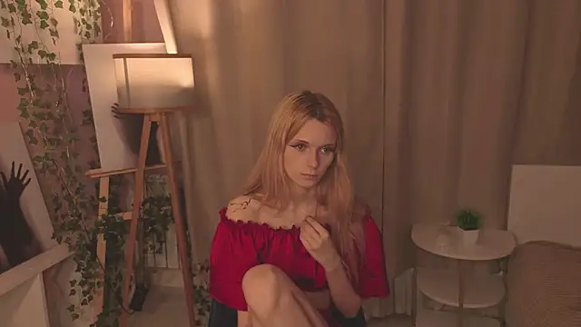 Snapshot of JuanaSumma chatting on April 4, 2026, 6:09 am JuanaSumma online show from April 4, 2026, 6:09 am