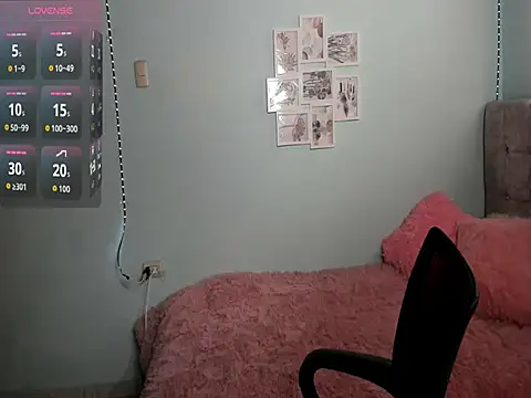 Snapshot of talia_mystic chatting on April 21, 2026, 1:07 pm talia mystic online show from April 21, 2026, 1:07 pm