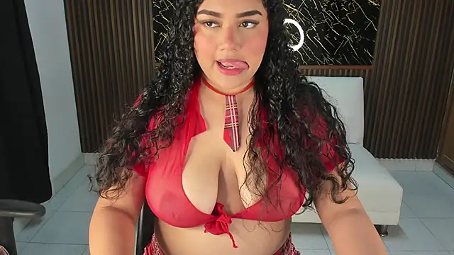 Karla18  online show from April 13, 2026, 4:22 pm