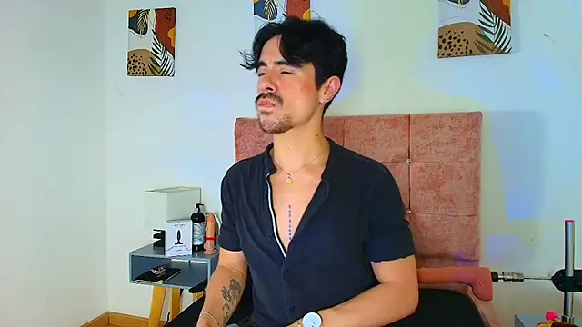 Ethan Briggs  online show from February 13, 2026, 3:39 am