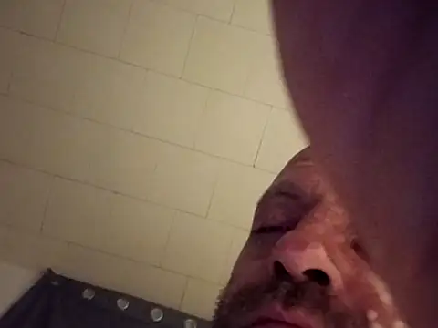 sterng6969 online show from May 7, 2026, 6:06 am