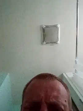 Snapshot of sterng6969 chatting on April 10, 2026, 11:39 am sterng6969 online show from April 10, 2026, 11:39 am