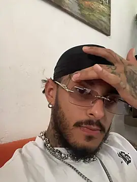 liyamjunior online show from February 20, 2026, 5:04 pm