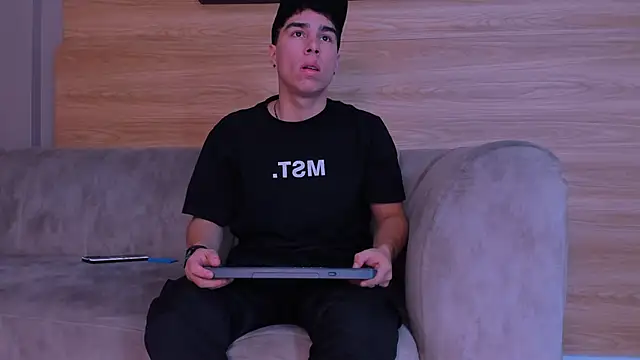 Jake  evanss online show from January 13, 2026, 8:13 pm