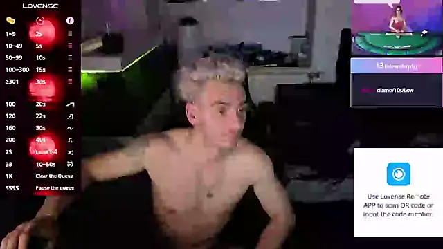 Rayzel White online show from May 16, 2026, 1:59 am