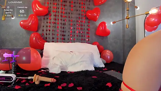 tiarha 18 online show from February 15, 2026, 6:36 am