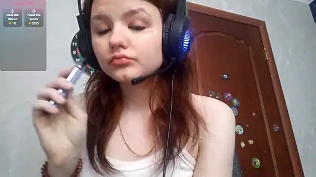 Snapshot of GameToiler chatting on February 18, 2026, 8:44 am GameToiler online show from February 18, 2026, 8:44 am