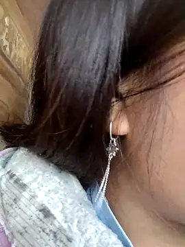 miumiu sexy2x online show from February 3, 2026, 3:04 am