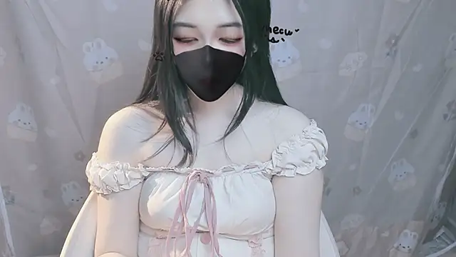 Fushui618 online show from February 8, 2026, 3:04 am