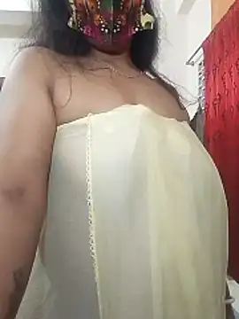 Snapshot of Redvelvet-03 chatting on February 3, 2026, 6:24 pm Redvelvet-03 online show from February 3, 2026, 6:24 pm