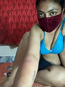 Snapshot of Redvelvet-03 chatting on February 21, 2026, 7:27 pm Redvelvet-03 online show from February 21, 2026, 7:27 pm