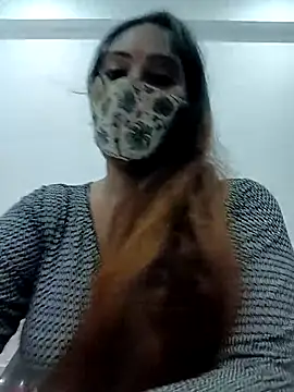 Your-Sasha7 online show from May 8, 2026, 7:01 am