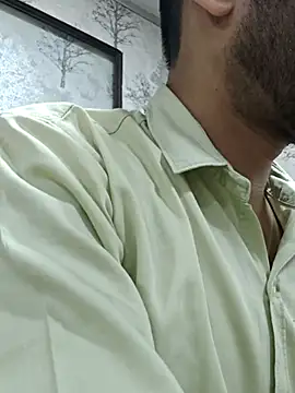 marcosdiaz987 online show from April 1, 2026, 5:42 am