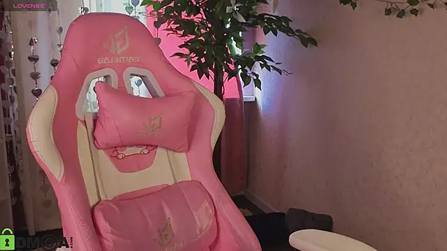 Snapshot of Leslie_Wholsh chatting on March 27, 2026, 8:26 am Leslie Wholsh online show from March 27, 2026, 8:26 am