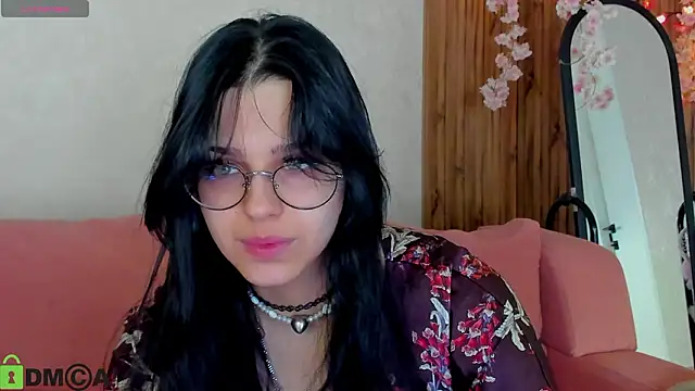 Snapshot of Leslie_Wholsh chatting on March 15, 2026, 9:27 am Leslie Wholsh online show from March 15, 2026, 9:27 am