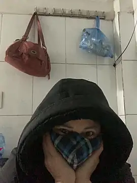 emgaisayhi online show from February 8, 2026, 9:12 pm