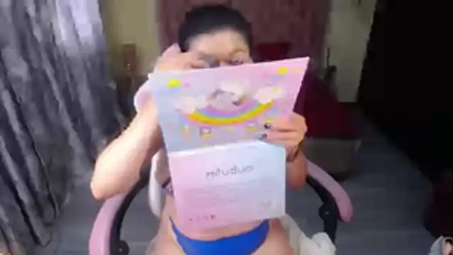 keileen luna online show from April 15, 2026, 8:53 pm