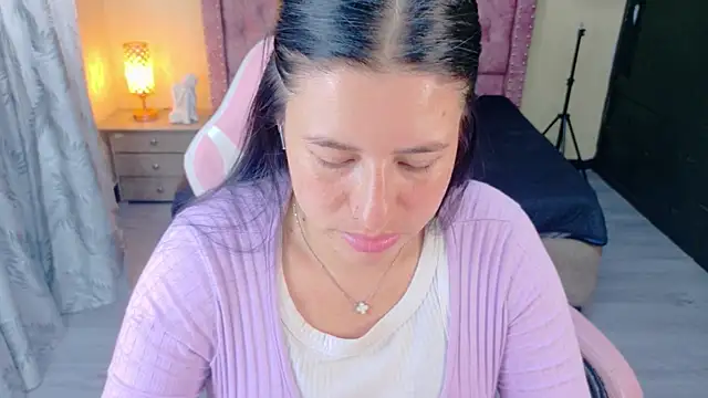 keileen luna online show from May 15, 2026, 8:07 pm