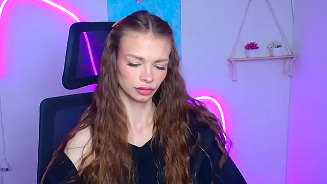 Snapshot of Lina_Loveuu chatting on March 3, 2026, 12:12 pm Lina Loveuu online show from March 3, 2026, 12:12 pm