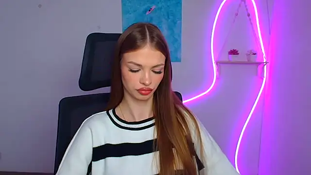 Snapshot of Lina_Loveuu chatting on March 19, 2026, 12:38 pm Lina Loveuu online show from March 19, 2026, 12:38 pm