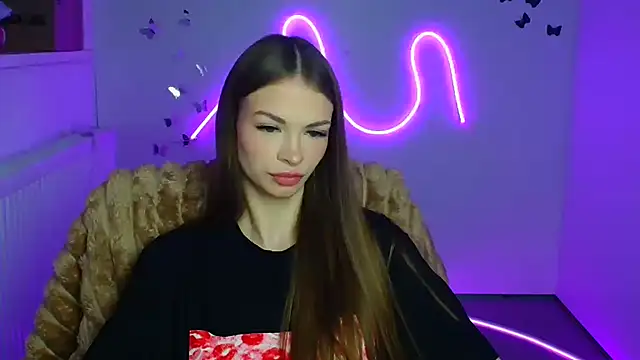 Snapshot of Lina_Loveuu chatting on March 13, 2026, 12:21 pm Lina Loveuu online show from March 13, 2026, 12:21 pm