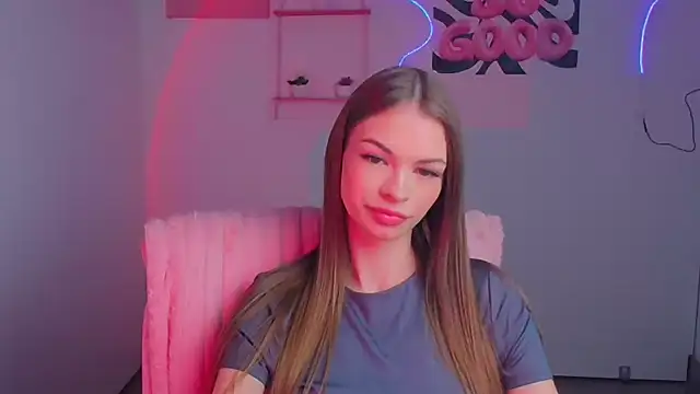 Snapshot of Lina_Loveuu chatting on April 5, 2026, 11:28 am Lina Loveuu online show from April 5, 2026, 11:28 am