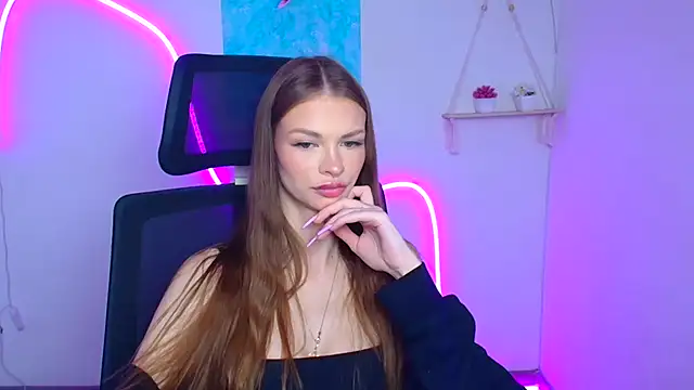 Snapshot of Lina_Loveuu chatting on March 4, 2026, 12:13 pm Lina Loveuu online show from March 4, 2026, 12:13 pm