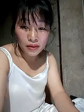 Snapshot of Nga_x9 chatting on February 6, 2026, 2:35 pm Nga x9 online show from February 6, 2026, 2:35 pm