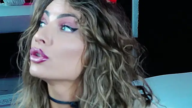 Snapshot of Anne_Goddess chatting on April 3, 2026, 5:58 am Anne Goddess online show from April 3, 2026, 5:58 am