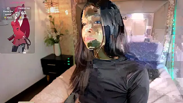 Snapshot of Estrellaa_1 chatting on February 13, 2026, 1:44 pm Estrellaa 1 online show from February 13, 2026, 1:44 pm