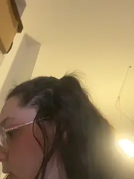 Snapshot of _maracr19_ chatting on March 13, 2026, 6:35 pm maracr19 online show from March 13, 2026, 6:35 pm