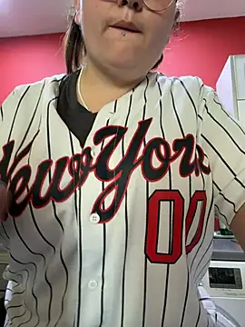 Snapshot of _maracr19_ chatting on April 16, 2026, 1:56 pm maracr19 online show from April 16, 2026, 1:56 pm