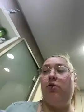 Snapshot of _maracr19_ chatting on April 10, 2026, 1:18 pm maracr19 online show from April 10, 2026, 1:18 pm