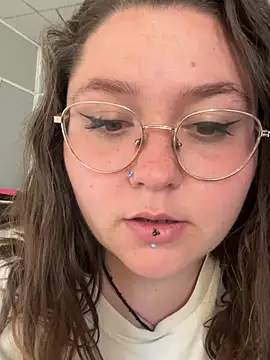 Snapshot of _maracr19_ chatting on March 16, 2026, 4:21 pm maracr19 online show from March 16, 2026, 4:21 pm