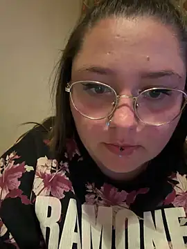 Snapshot of _maracr19_ chatting on March 27, 2026, 10:00 pm maracr19 online show from March 27, 2026, 10:00 pm